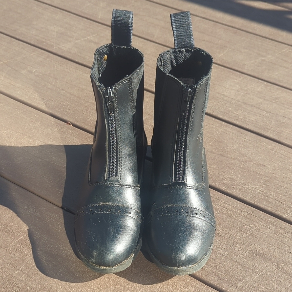 Equistar Girls Size 3 Riding Boots w/ zipper